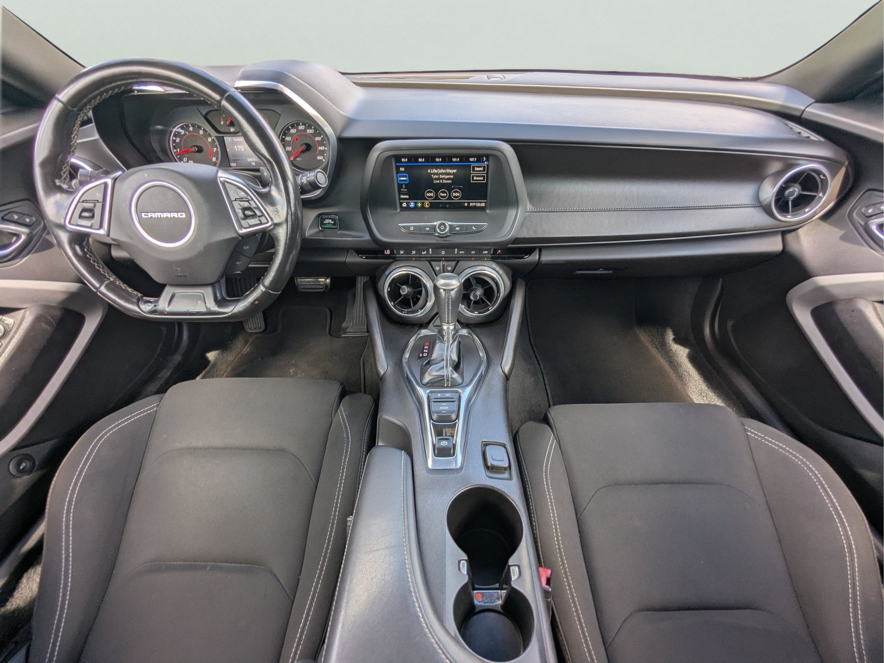 Used 2019 Chevrolet Camaro LT RWD image 15