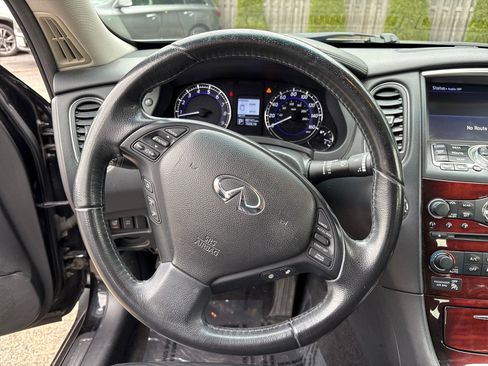 Used 2015 INFINITI QX50 Journey w/ Premium Package image 14