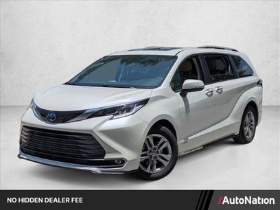 Used 2021 Toyota Sienna Limited