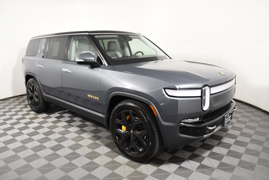 Used 2024 Rivian R1S Adventure Quad AWD/4WD image 8