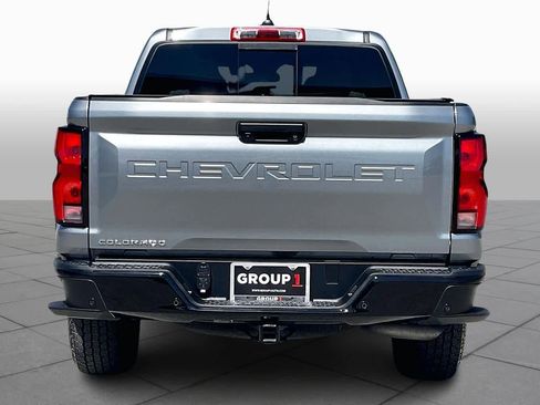 Used 2024 Chevrolet Colorado Z71 w/ Z71 Convenience Package 2 image 5
