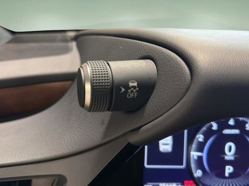 Certified 2024 Lexus ES 350 w/ Premium Package image 21