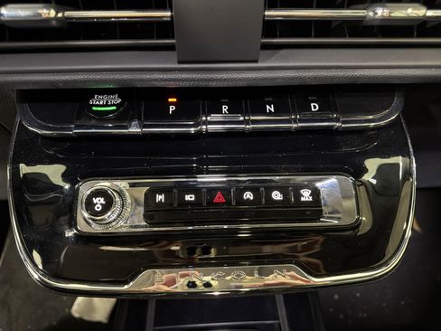 Used 2023 Lincoln Corsair FWD w/ Equipment Group 101A image 19