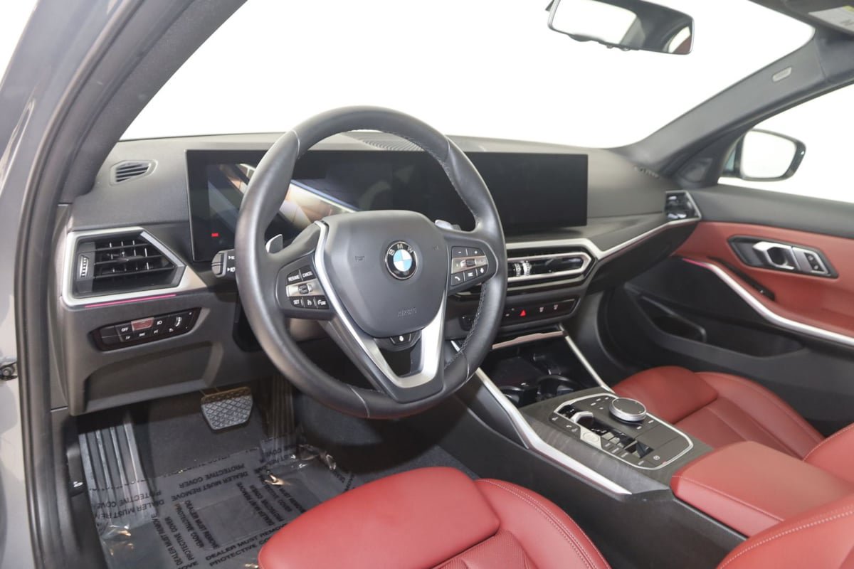 Used 2023 BMW 330i xDrive Sedan w/ Convenience Package AWD/4WD image 24