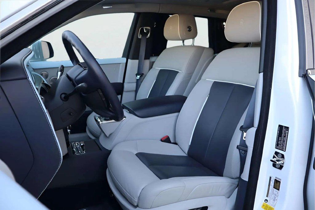 Certified 2019 Rolls-Royce Phantom Sedan RWD image 7