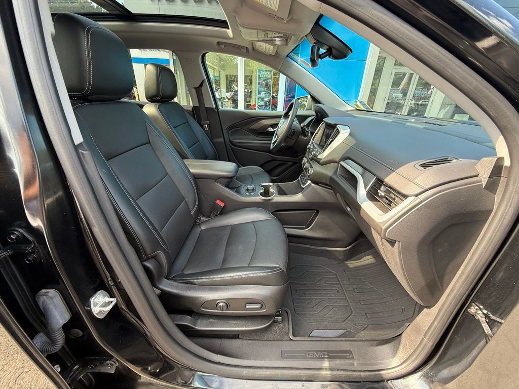Used 2023 GMC Terrain SLT w/ Elevation Edition AWD/4WD image 38