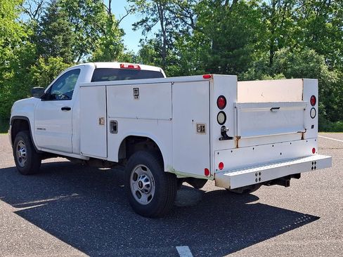 Used 2016 GMC Sierra 2500 2WD Regular Cab w/ Sierra Convenience Package image 6