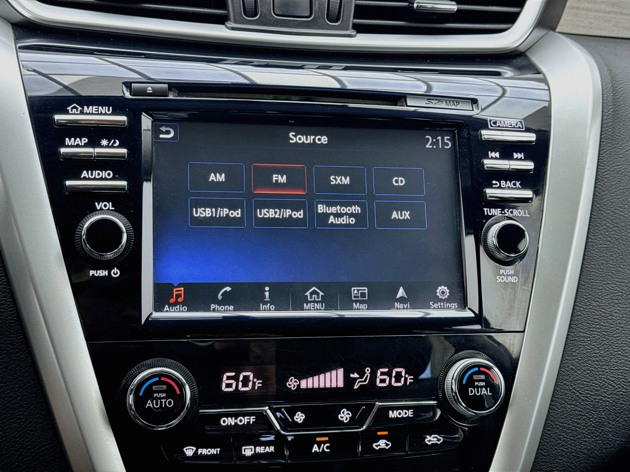 Used 2018 Nissan Murano SL w/ Midnight Edition Package FWD image 11