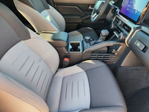 New 2025 Toyota Tacoma TRD Off-Road image 12