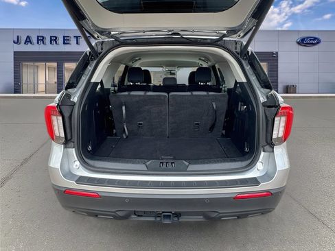 Certified 2025 Ford Explorer Active RWD image 26