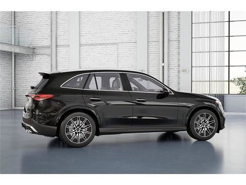 New 2026 Mercedes-Benz GLC 43 AMG 4MATIC image 18