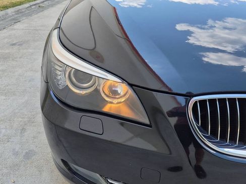 Used 2010 BMW 528i Sedan RWD image 9