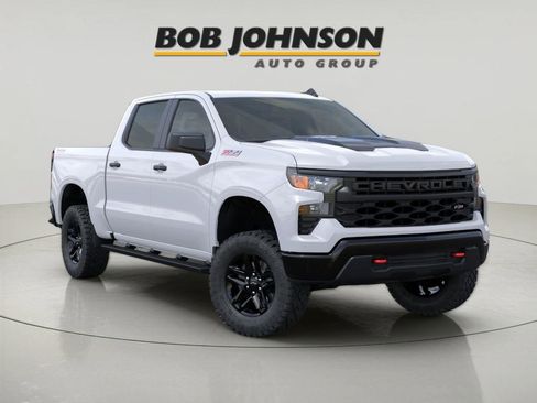 New 2026 Chevrolet Silverado 1500 Custom Trail Boss AWD/4WD image 1