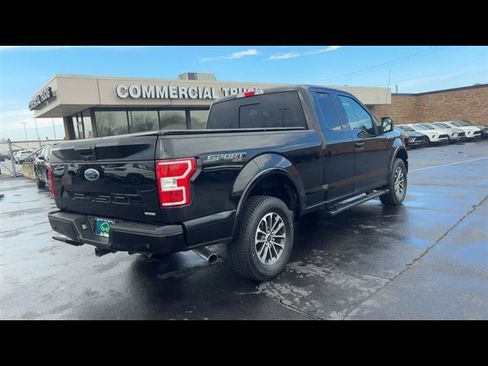 Used 2018 Ford F150 XLT w/ Equipment Group 302A Luxury AWD/4WD image 8