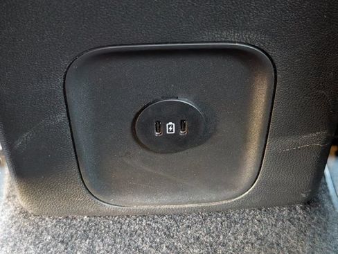 Used 2025 Ford Escape ST-Line w/ Tech Pack #1 FWD image 29