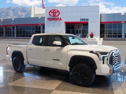 New 2026 Toyota Tundra SR5 w/ TRD Off-Road Package
