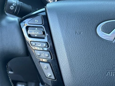 Used 2021 INFINITI QX80 Premium Select w/ All-Season Package AWD/4WD image 28