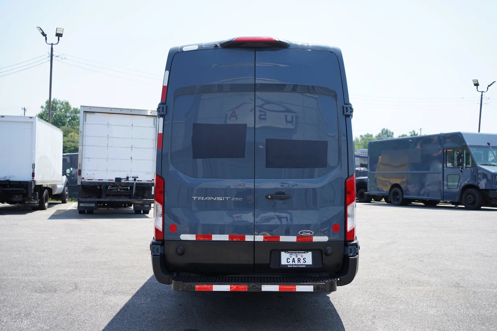 Used 2019 Ford Transit 250 148 High Roof Extended RWD image 5
