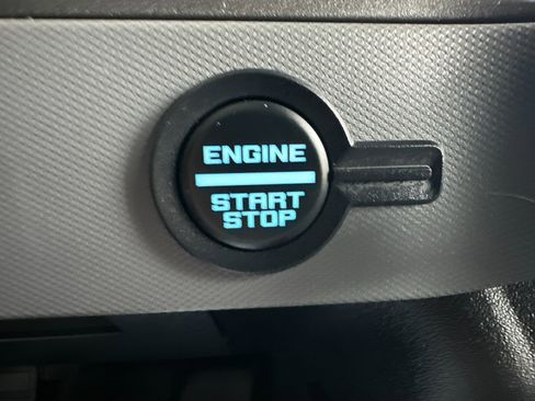 Certified 2024 Ford Bronco Black Diamond w/ Sasquatch Package image 23