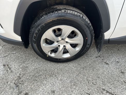 Certified 2023 Toyota RAV4 LE image 9