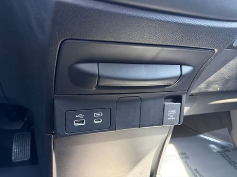 Used 2025 Honda Odyssey Sport-L image 25