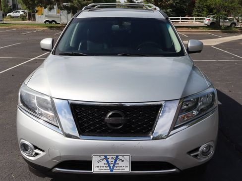 Used 2016 Nissan Pathfinder Platinum AWD/4WD image 12