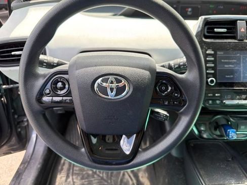 Used 2020 Toyota Prius LE AWD/4WD image 20