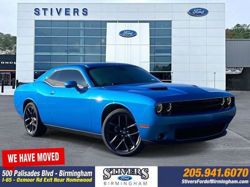 Used 2023 Dodge Challenger SXT w/ Blacktop Package image 1