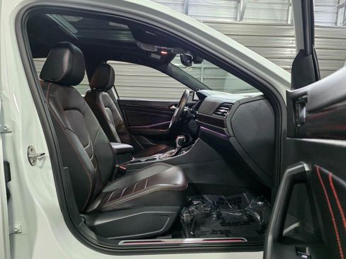 Used 2023 Volkswagen Jetta GLI Autobahn FWD image 15
