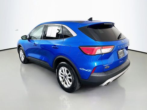 Used 2020 Ford Escape SE image 5