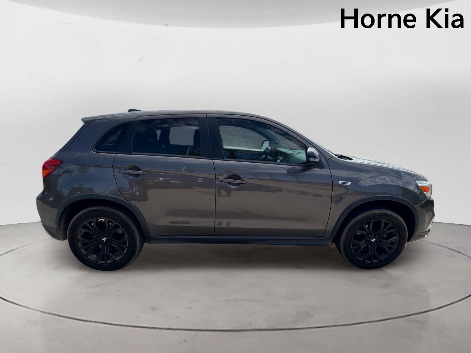 Used 2018 Mitsubishi Outlander Sport LE FWD image 3