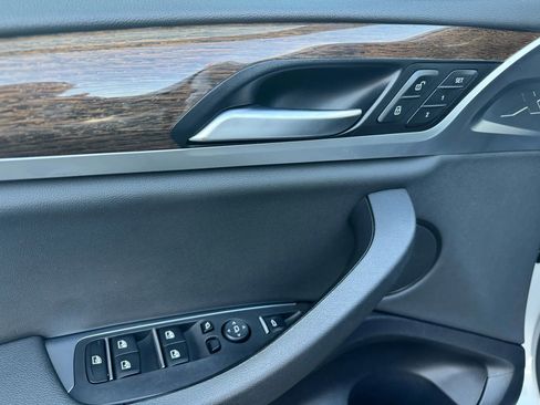 Used 2019 BMW X3 xDrive30i w/ Driving Assistance Package image 38