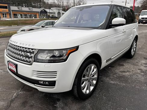 Used 2017 Land Rover Range Rover HSE image 5