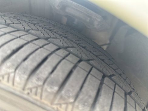 Used 2023 Nissan Altima 2.5 SR w/ SR Premium Package image 9