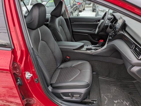 Used 2023 Toyota Camry XSE image 20