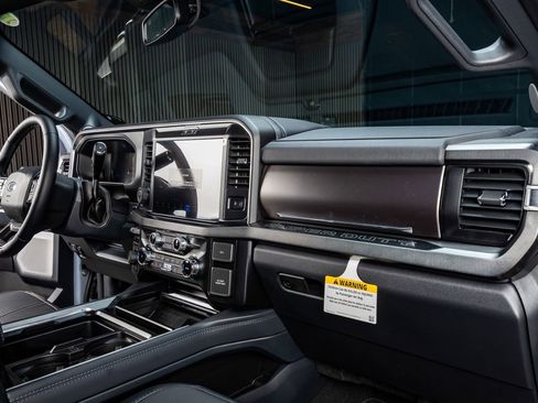 Used 2026 Ford F250 Platinum image 18