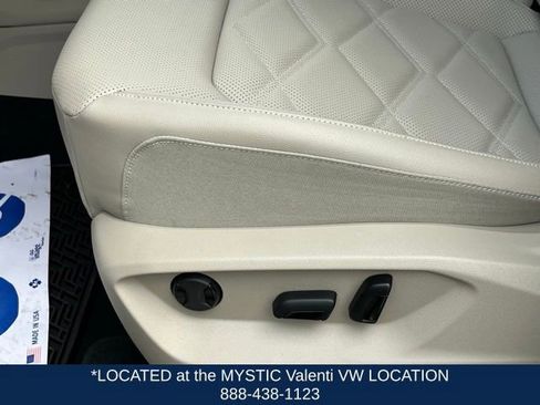 Certified 2024 Volkswagen Atlas SE image 37