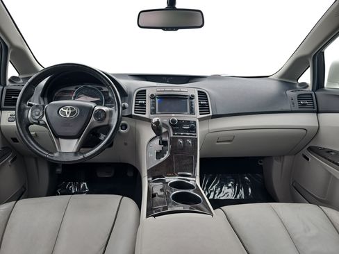 Used 2013 Toyota Venza XLE w/ XLE Premium Pkg FWD image 9