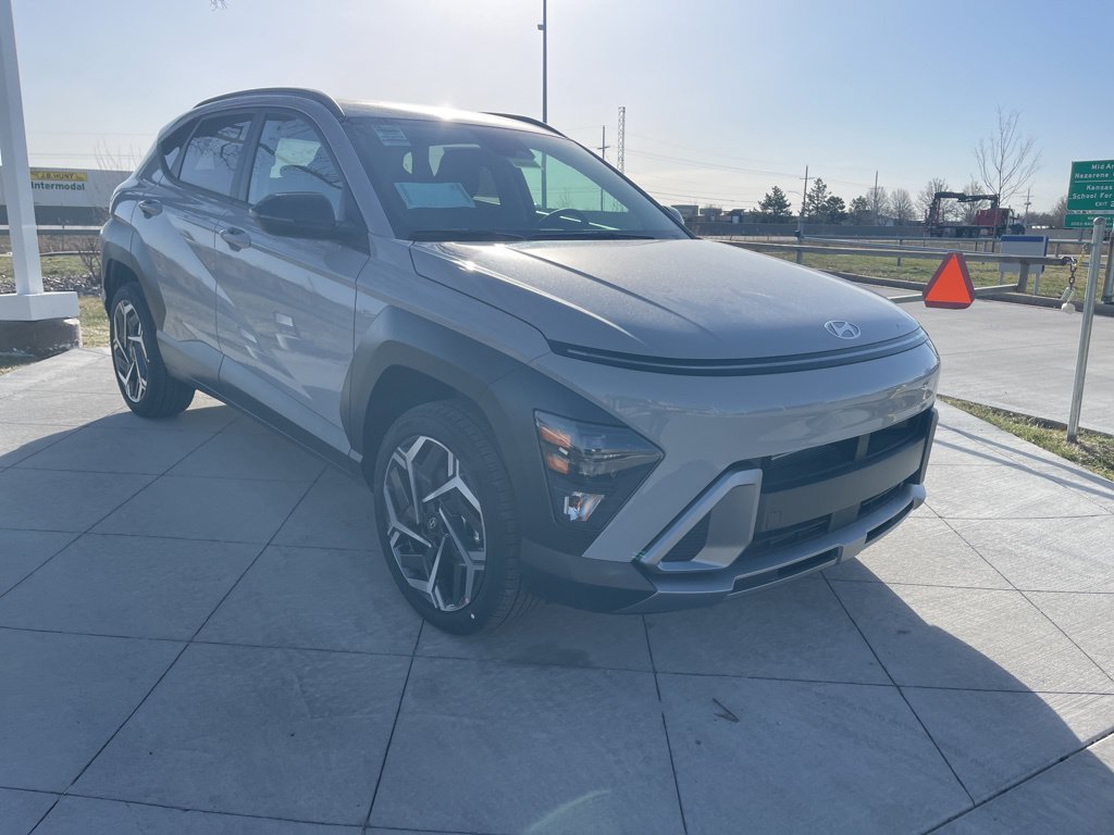 New 2026 Hyundai Kona SEL Premium AWD/4WD image 7