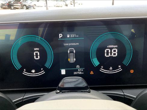 Certified 2025 Hyundai Santa Fe SEL image 23