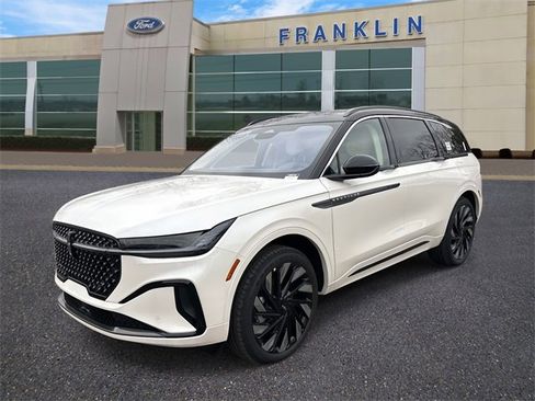 New 2026 Lincoln Nautilus Black Label w/ Jet Appearance Package image 3