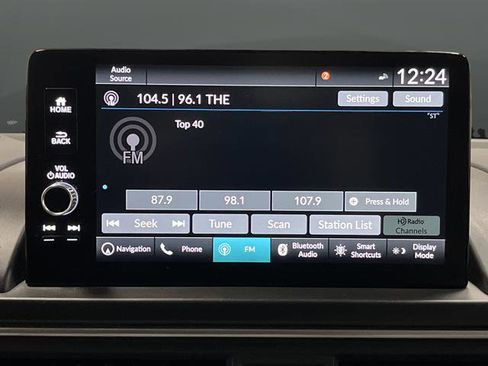Used 2024 Honda Pilot Touring image 19