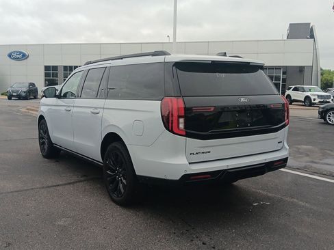 Used 2025 Ford Expedition Max Platinum w/ Stealth Appearance Package AWD/4WD image 8