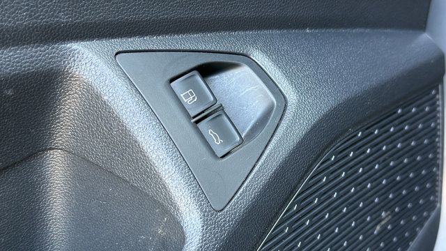 Used 2024 Volkswagen Jetta SE FWD image 13
