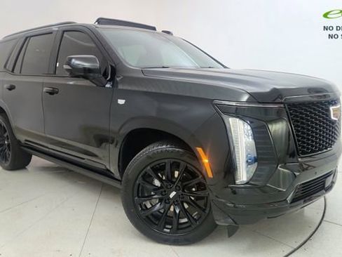 Used 2025 Cadillac Escalade Sport w/ Touring Package AWD/4WD image 97