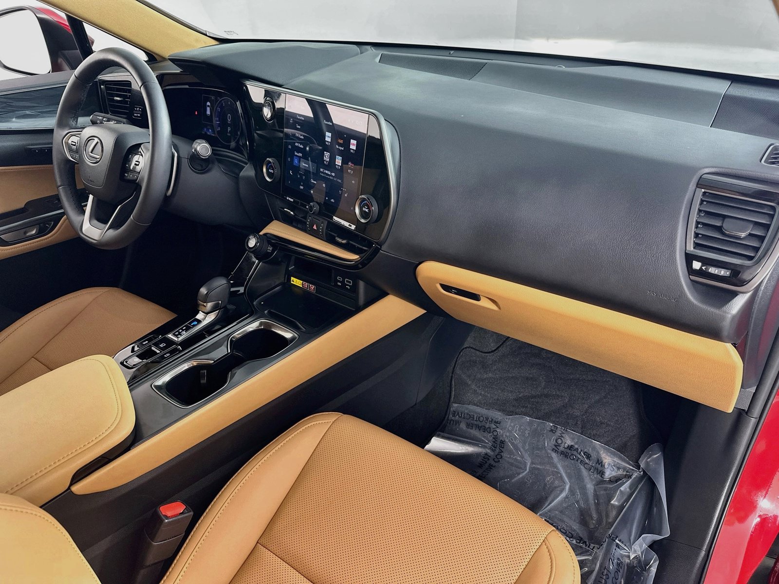Used 2025 Lexus NX 250 FWD w/ Accessory Package (K3) image 28