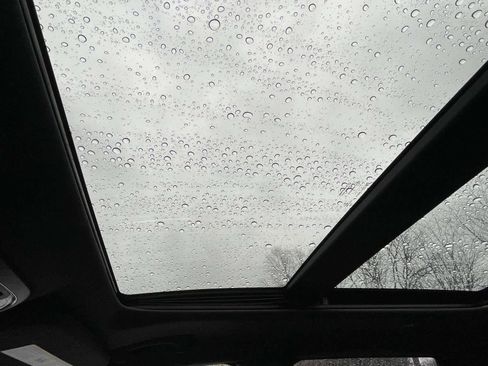 Used 2016 Jeep Grand Cherokee Limited image 20