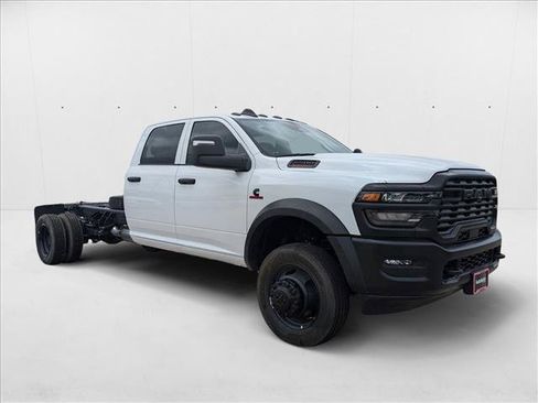 New 2025 RAM 5500 Tradesman AWD/4WD image 6