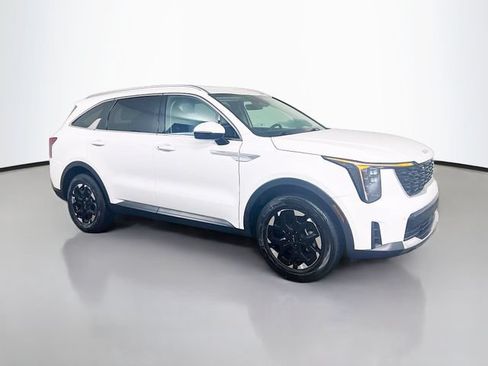 Used 2025 Kia Sorento S FWD image 22