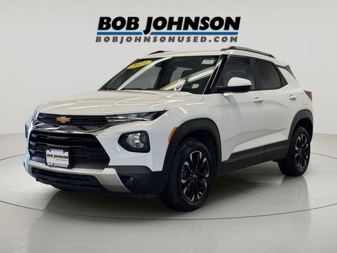 Used 2023 Chevrolet TrailBlazer LT w/ Convenience Package AWD/4WD image 6